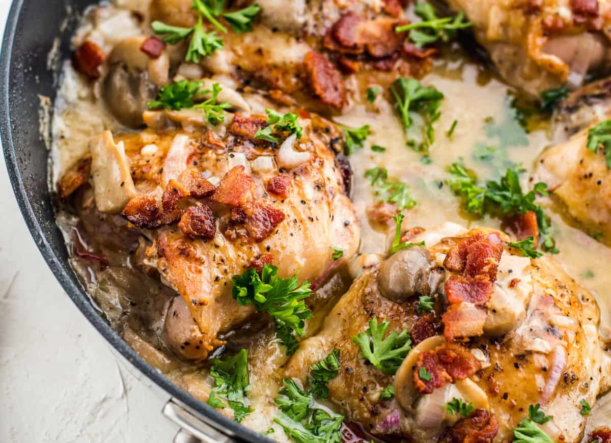 Creamy mushroom and bacon chicken thigh skillet