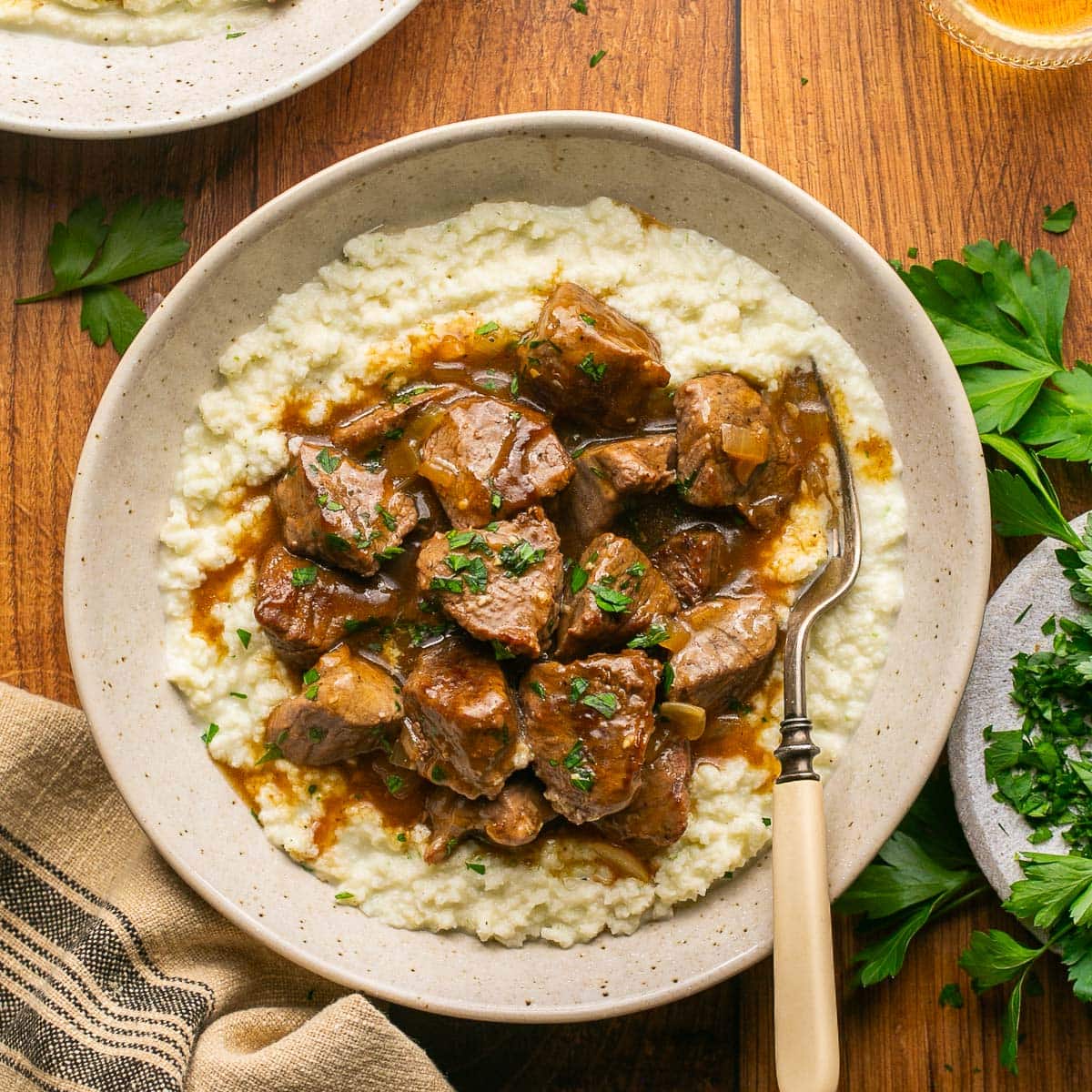 Beef Tips and Gravy Over Cauliflower Mash - Healthy Little Peach