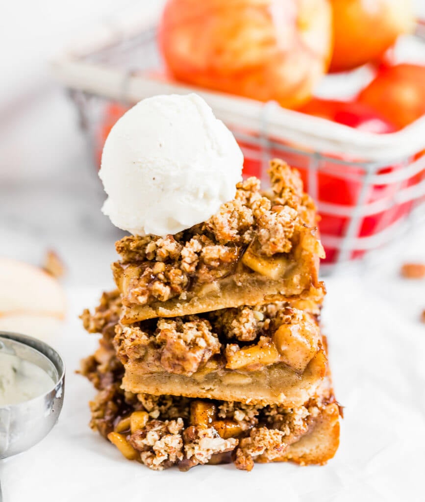 Apple Crumble Bars