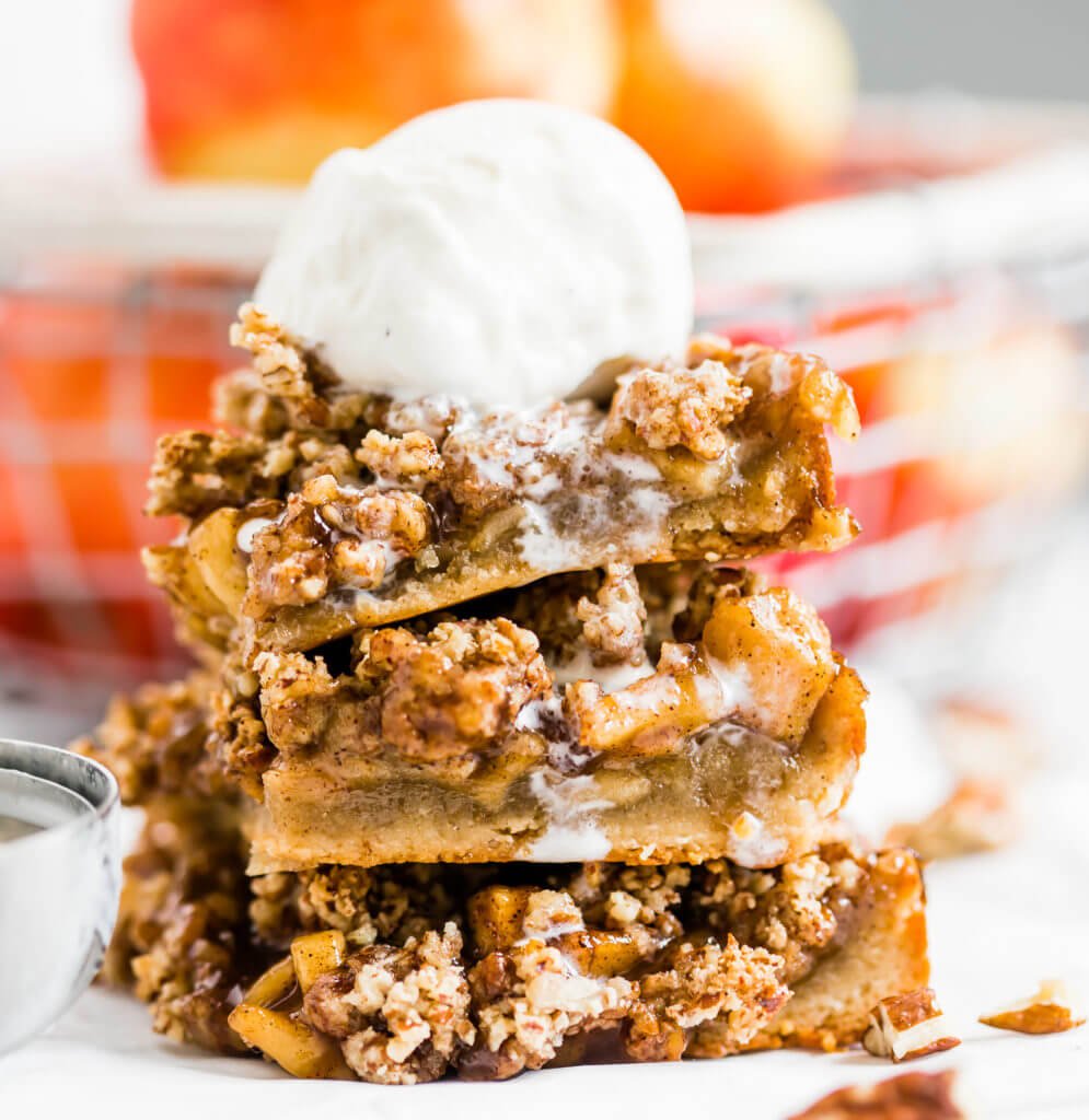 Apple Crumble Bars