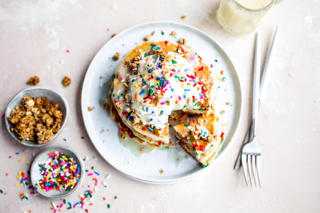 Birthday Cake Pancakes with Buttercream Glaze 