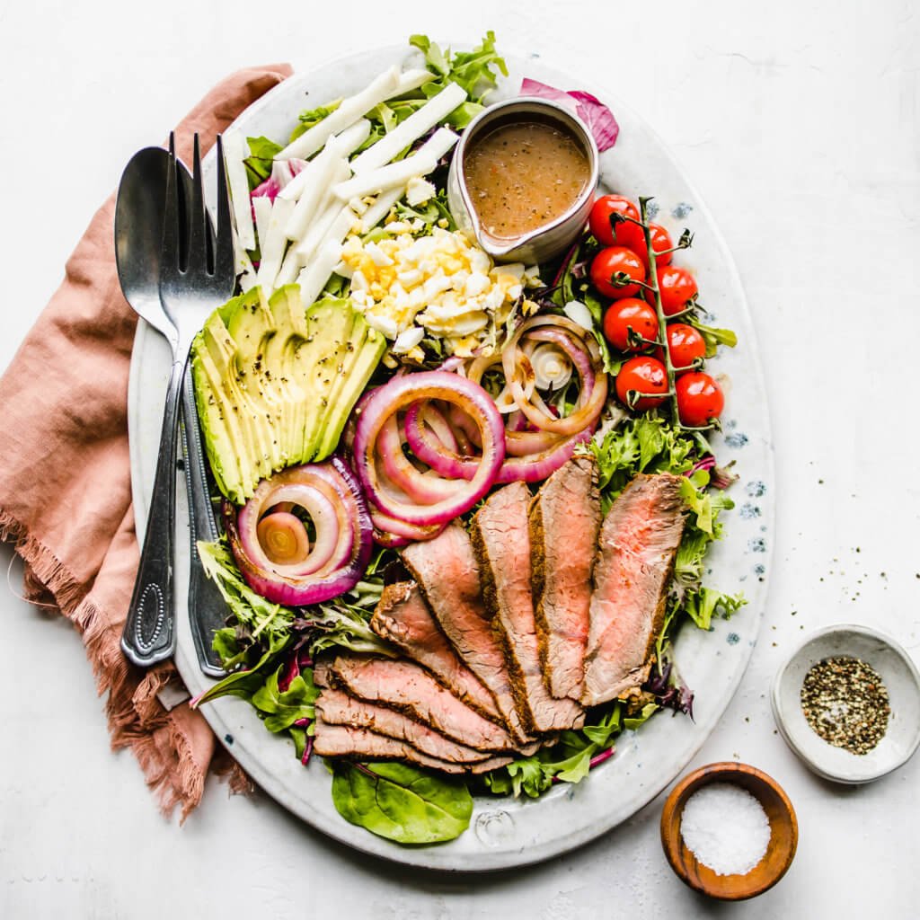 Keto Steak Salad with Red Wine Vinaigrette