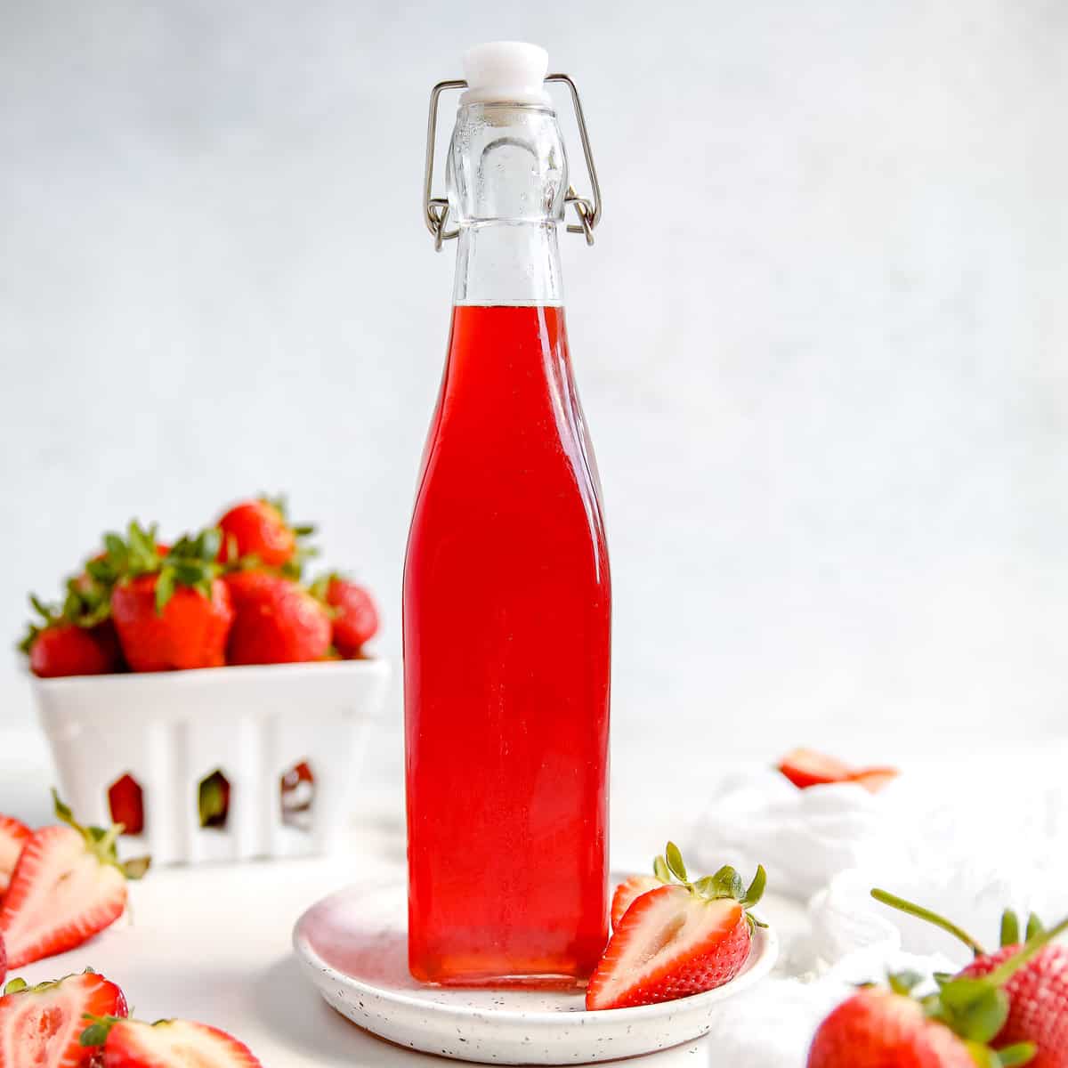 Keto Strawberry Simple Syrup (Paleo) Healthy Little Peach