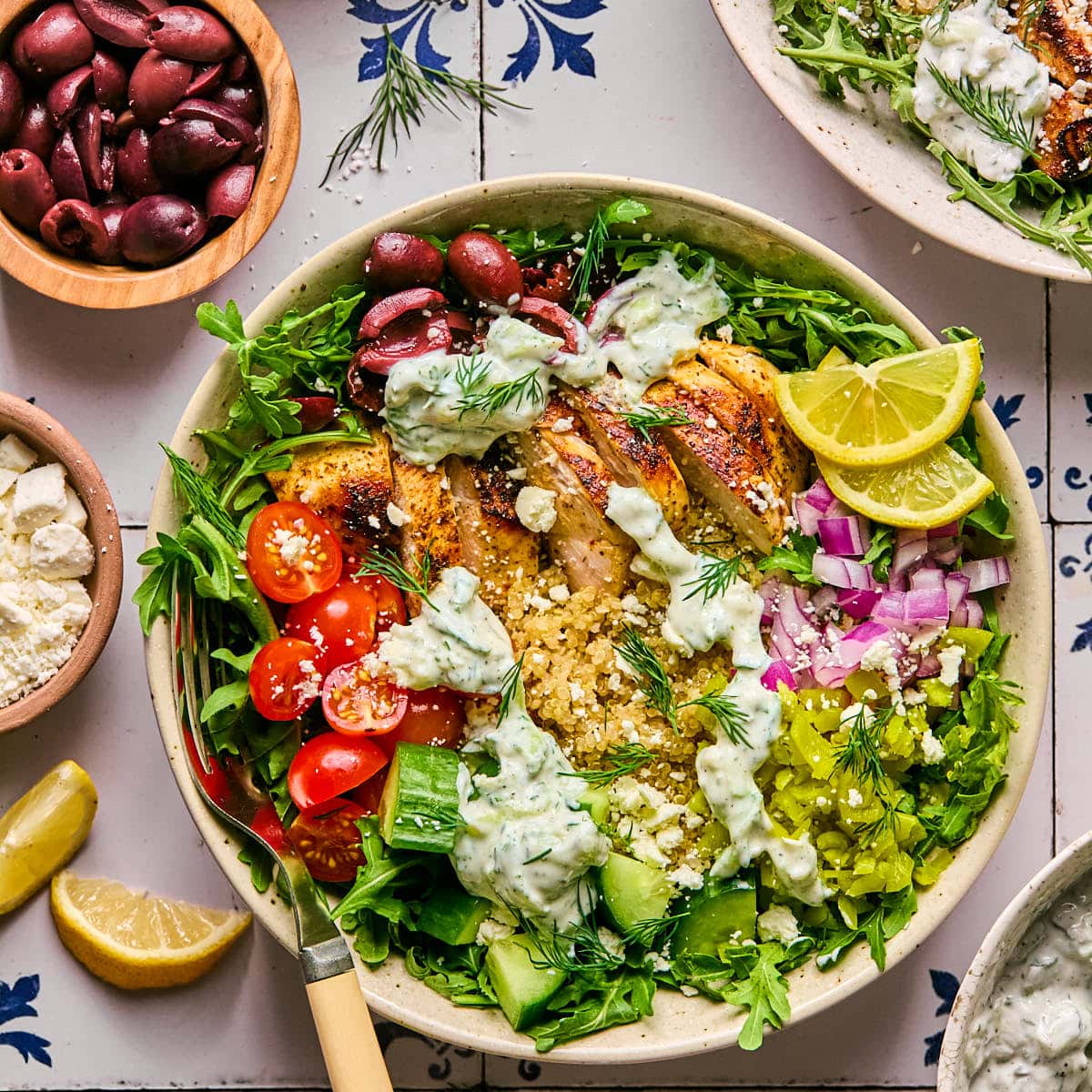 Easy Greek Chicken Bowls (great for meal prep!) - Healthy Little Peach