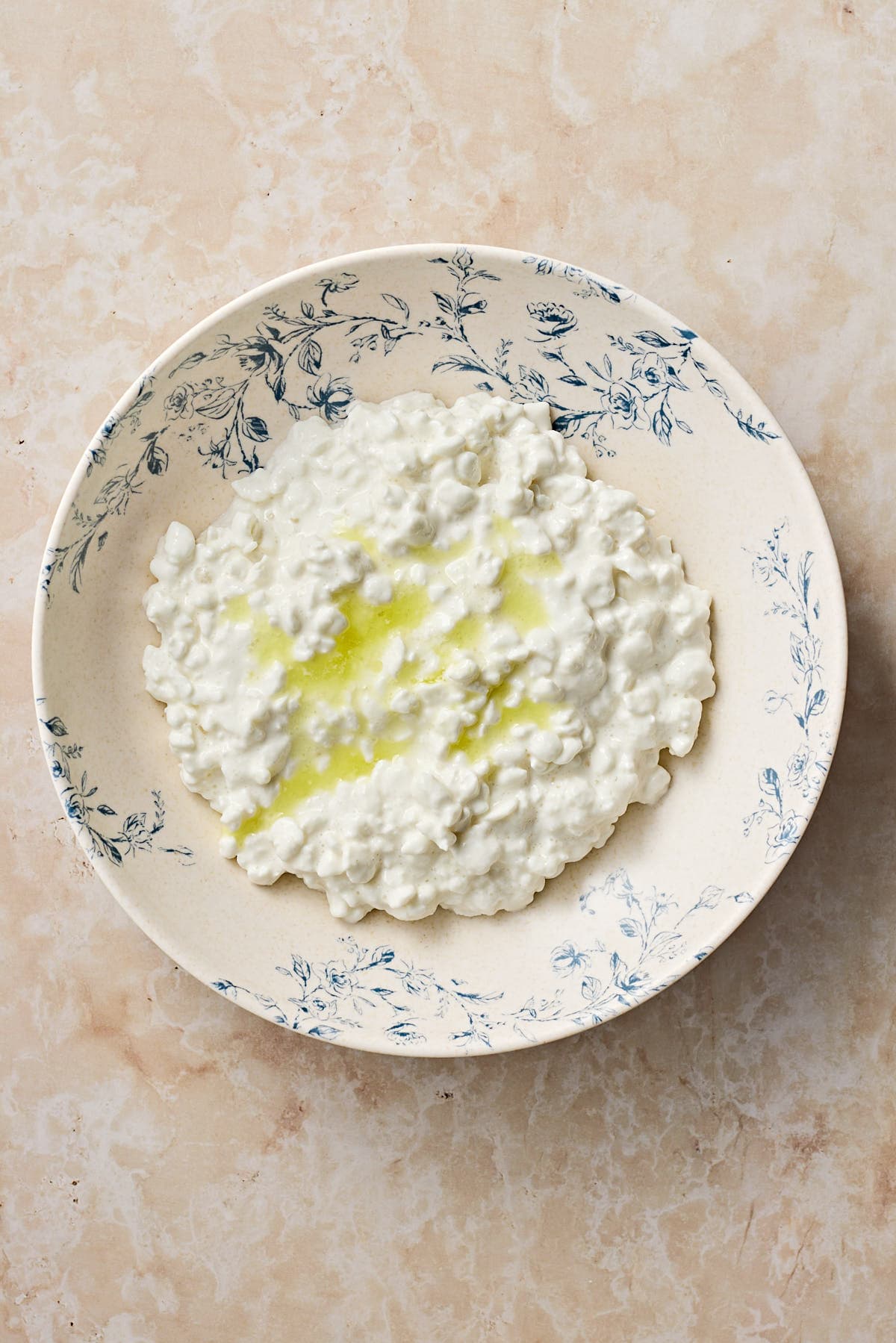 cottage cheese and pepperoncini juice in a bowl 